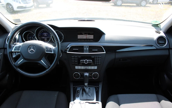 Mercedes-Benz Klasa C cena 42800 przebieg: 215000, rok produkcji 2012 z Sztum małe 667